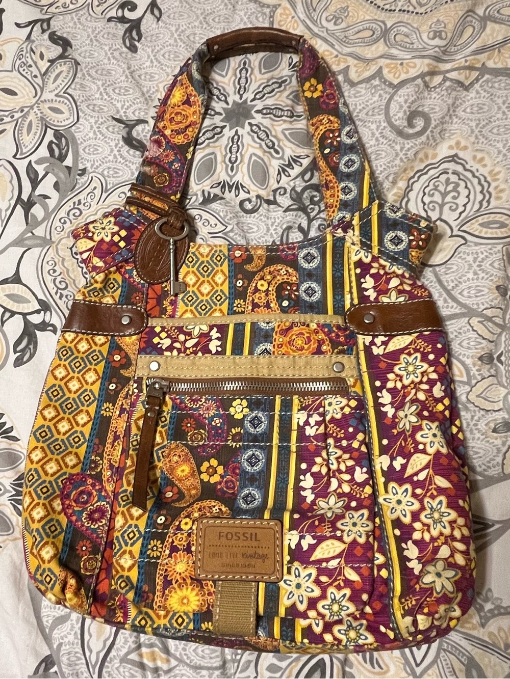 FOSSIL Long Live Vintage Paisley/Floral Canvas Shoulder Bag - Picture 2 of 16